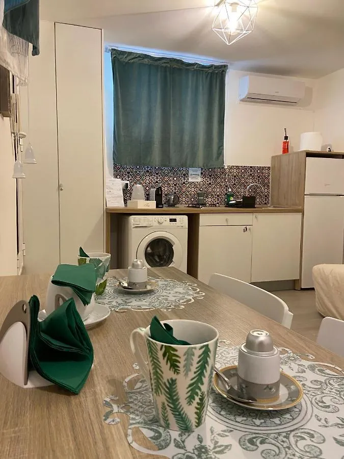 Loft Crispi Villa Bari 0*,  Italy